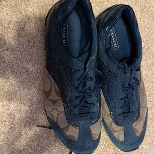 Coach Women's Navy and Beige Sneakers 6.5 m